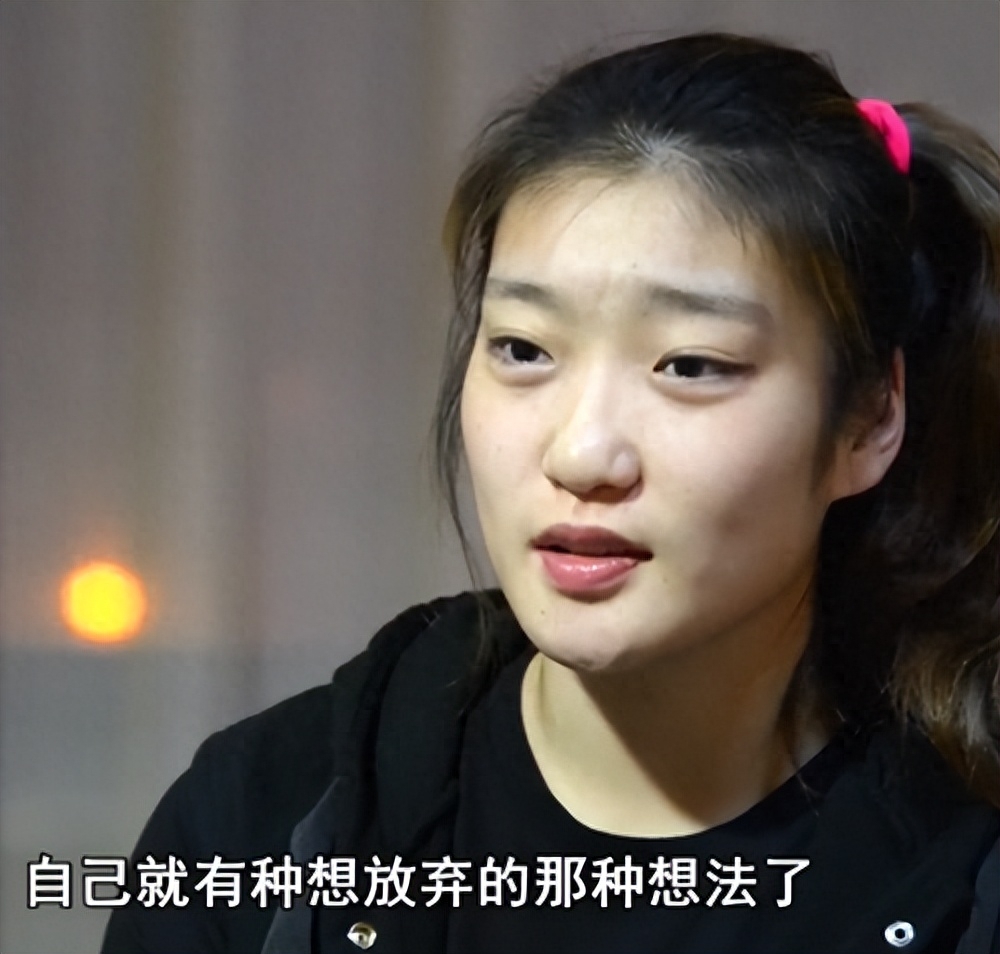 女篮李梦年薪多少钱,女篮李梦个人简介