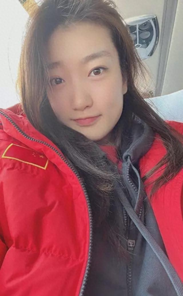 女篮李梦年薪多少钱,女篮李梦个人简介