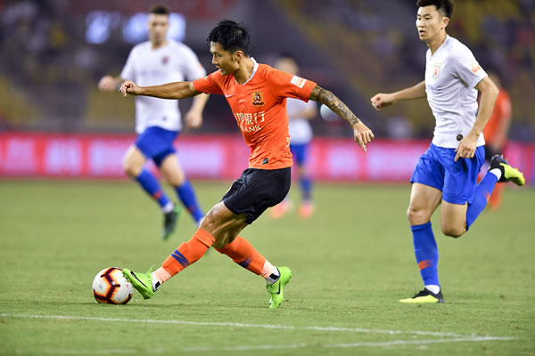 尴尬！刘丁硕无奈坦白：我和樊振东没有仇，他都不会正眼看我一眼
